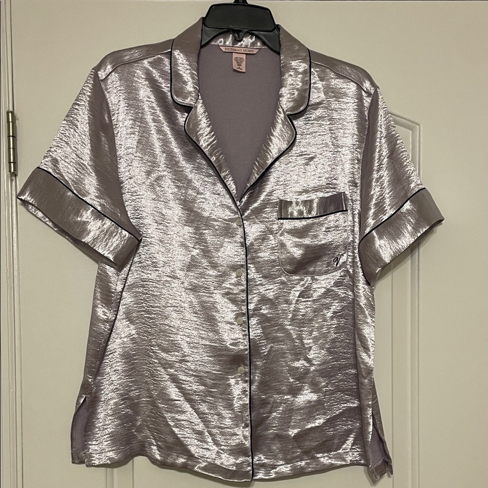 Victoria's Secret Metallic Silver Pajama Top size:M